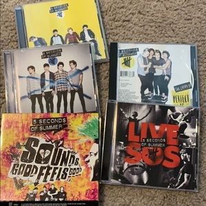 5 SOS, 5 CDs, used, 4 pics w/ e-autographs.